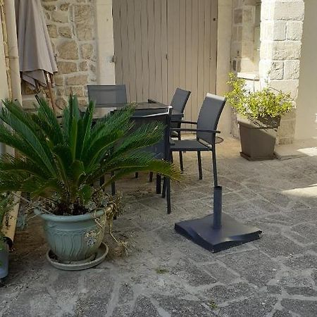 מאוסן לס אלפילס Ma Petite Maison Dans..... מראה חיצוני תמונה